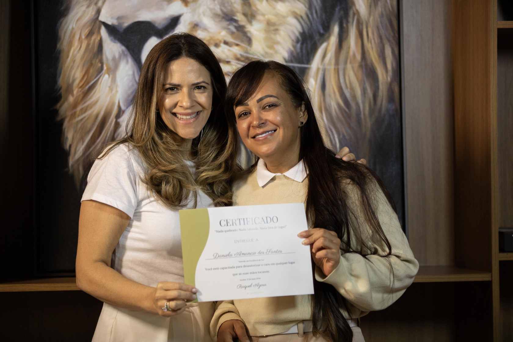 Aluna com certificado Excelência do Lar